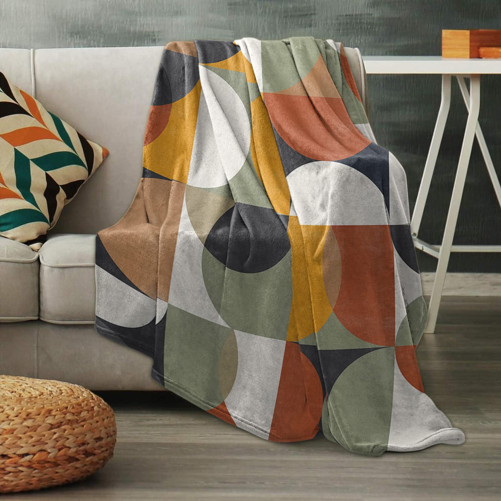 Amazon.com: Flannel Throw Blanket Nordic Color Block Half